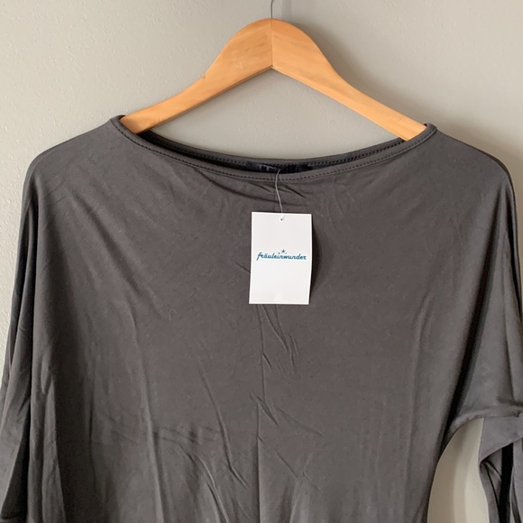 NWT stretchy asymmetrical batwing top - Picture 3 of 8